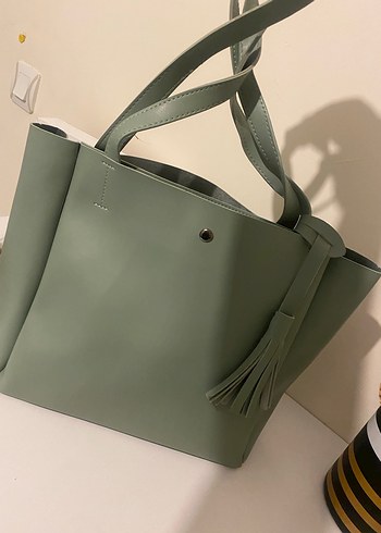 Püsküllü Pastel Haki Deri Kadın Çanta - Görsel 6