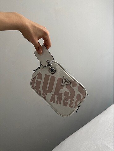  Beden beyaz Renk Guess çanta