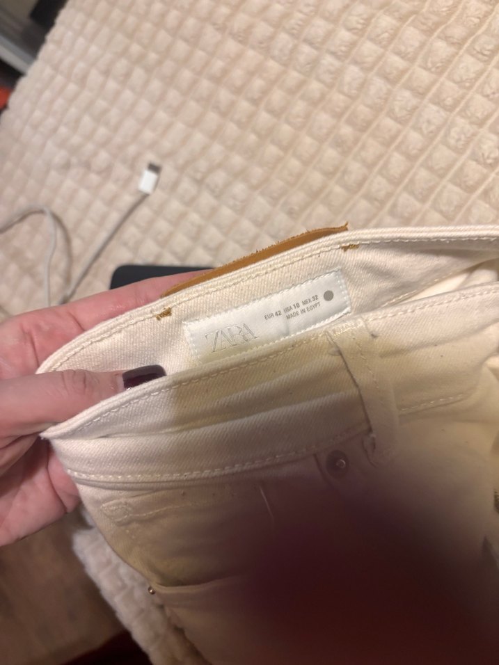 Düğmeli Beyaz Midi Kadın Kot Pantolon - Görsel 2