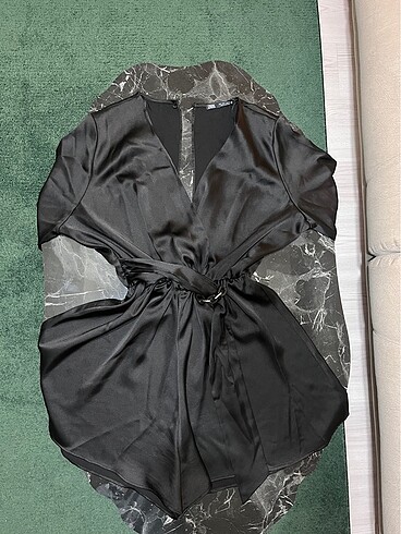Zara Zara Siyah Saten Sırt Dekolteli Şort Tulum