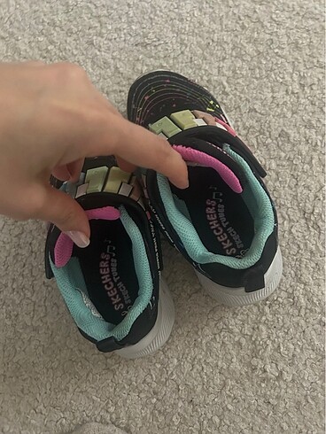27 Beden Skechers kız çocuk piyano spor ayakkabı