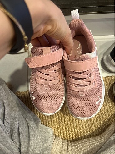 28 Beden pembe Renk 28 numara Puma