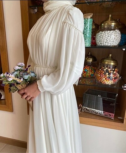 Tesettür nikah elbisesi