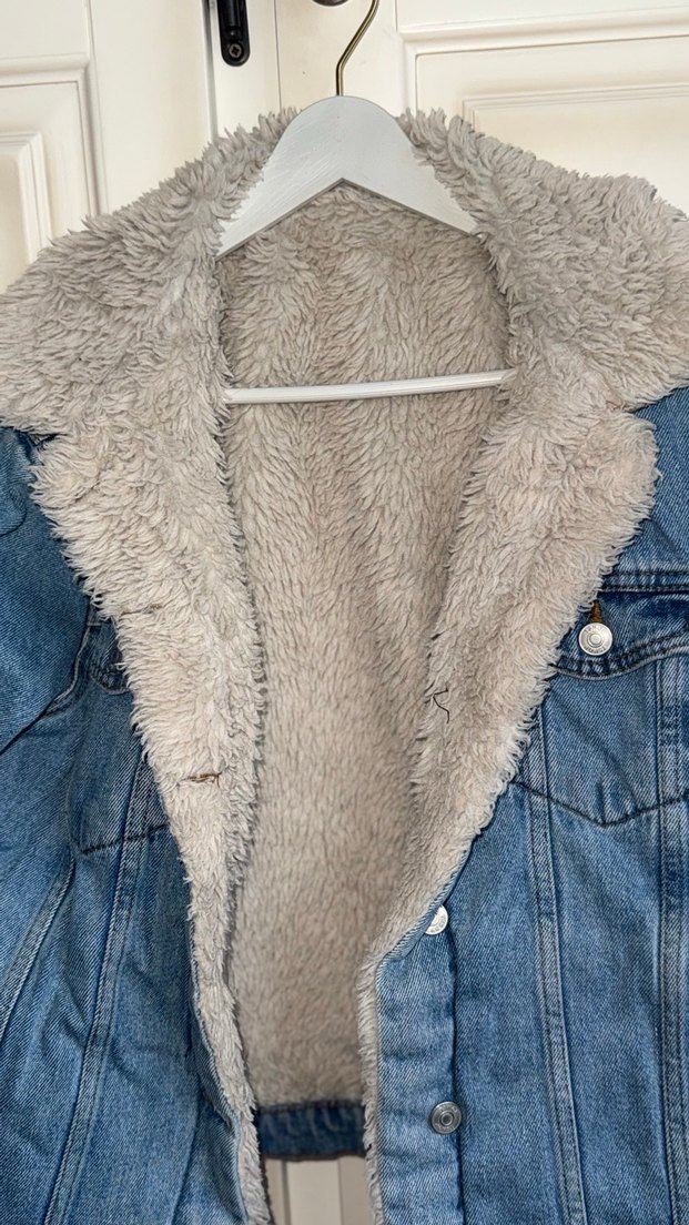 Kadın Mavi Kot Yelek Kürklü Nakışlı - Görsel 2