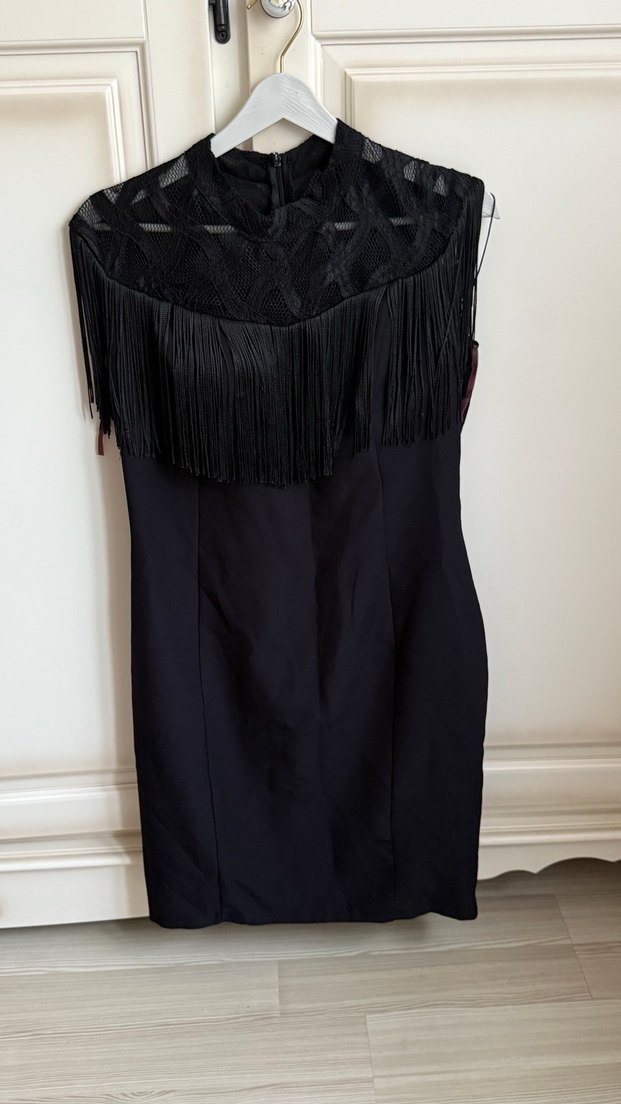 Püsküllü Siyah Uzun Gotik Abiye Elbise - Görsel 3