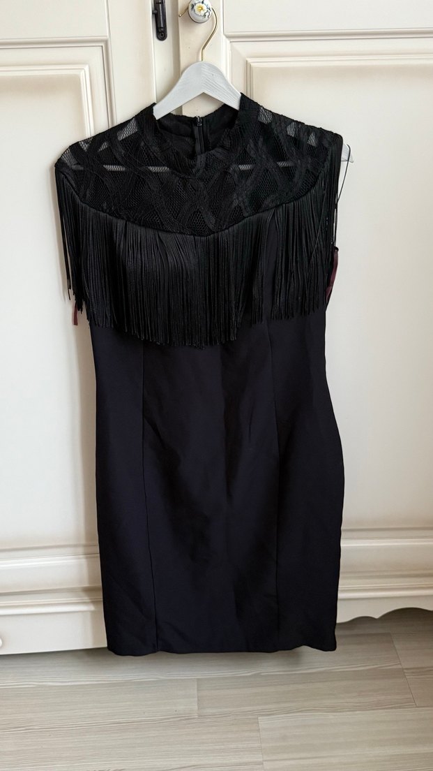 Püsküllü Siyah Uzun Gotik Abiye Elbise - Görsel 4