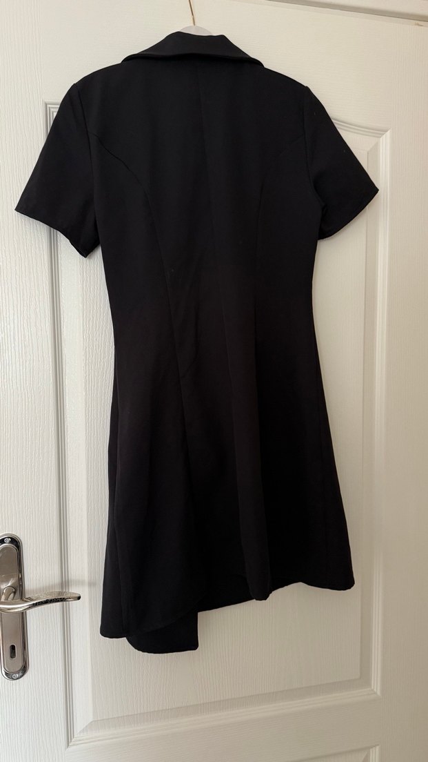 Düğmeli Siyah Midi Kadın Takım Elbise - Görsel 4