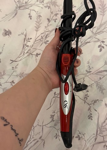 Kırmızı Saç Şekillendirici Maşa - Görsel 2
