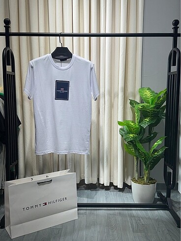 İHRACAT A++ KALİTE TOMMY HİLFİGER T-SHIRT
