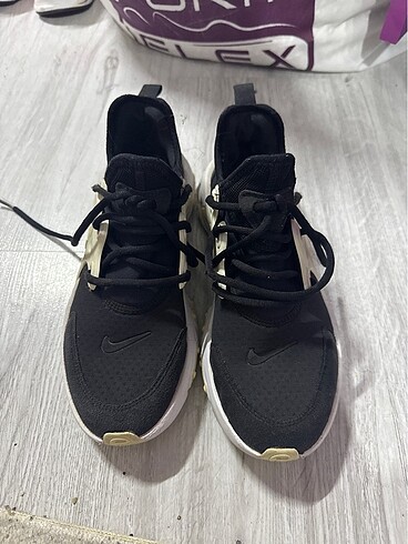 nike orjinal ayakkabı