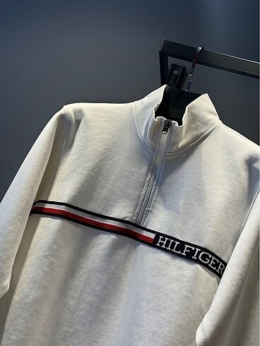 Premium Tommy Hilfiger sweet