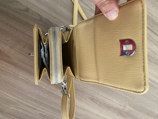  Beden sarı Renk Askılı çanta