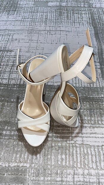 Topuklu Ayakkabı - Görsel 2