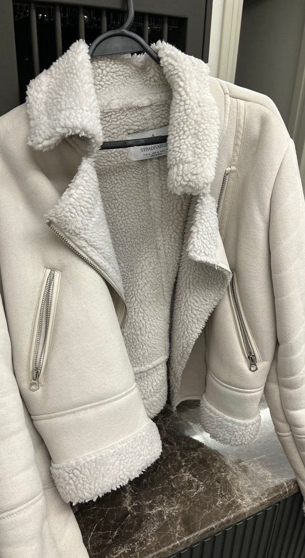Kürk Detaylı Beyaz Kadın Ceket - Görsel 3