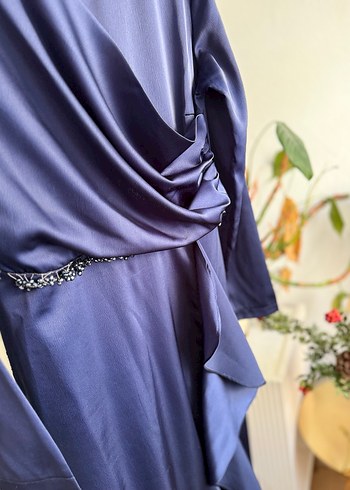 Uzun Lacivert Drape Detaylı Abiye Elbise - Görsel 3