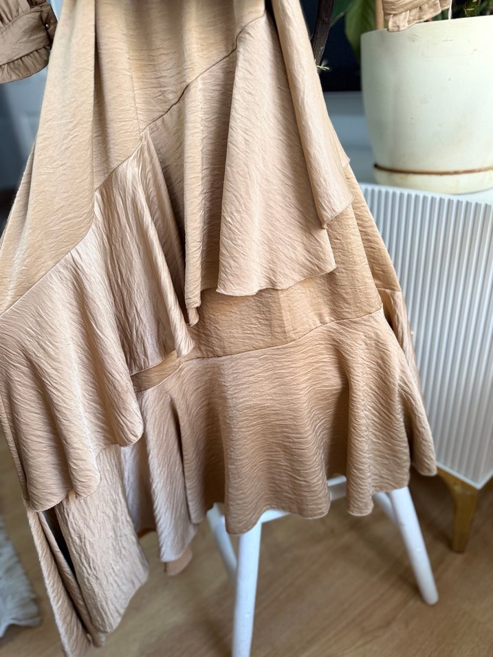 Bej Uzun Kollu Kemerli Kadın Elbise - Görsel 4