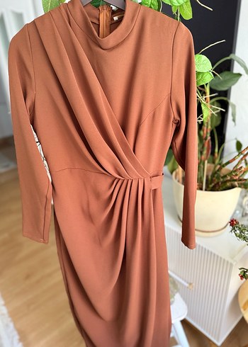 Drapeli Kahverengi Uzun Elbise - Görsel 3