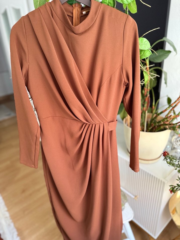Drapeli Kahverengi Uzun Elbise - Görsel 3