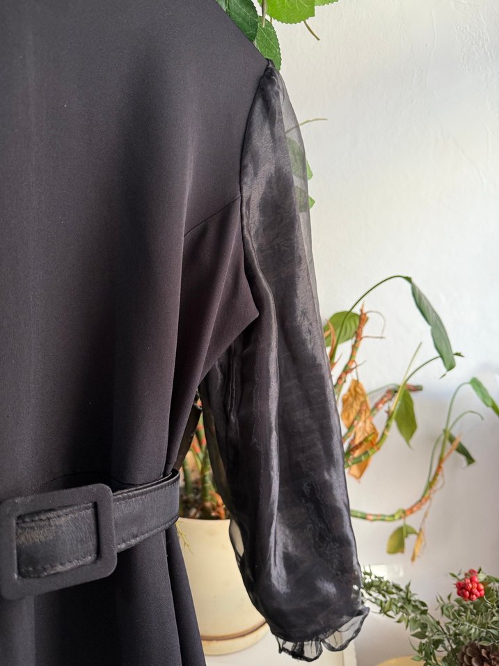 Siyah Kemerli Uzun Gotik Elbise - Görsel 2