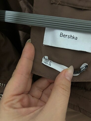 Bershka Bershka kahverengi şişme mont