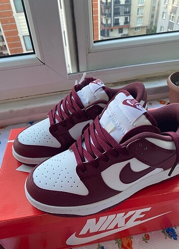 37 Beden bordo Renk Nike Dunk