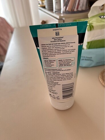 Neutrogena Neutrogena Skin Detox Arindirici Kil Maskesi