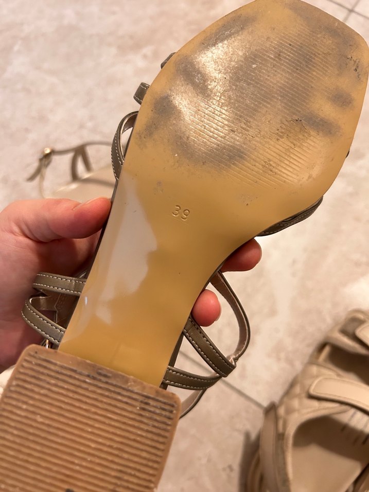 Bej-Metalik yeşil Topuklu Ayakkabı - Görsel 4