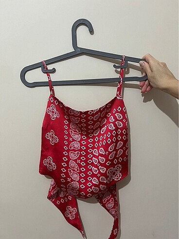 stradivarius crop