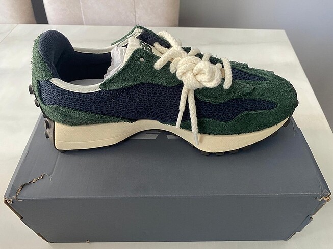 44 Beden yeşil Renk New Balance U327WVD 327 Yeşil Ayakkabı