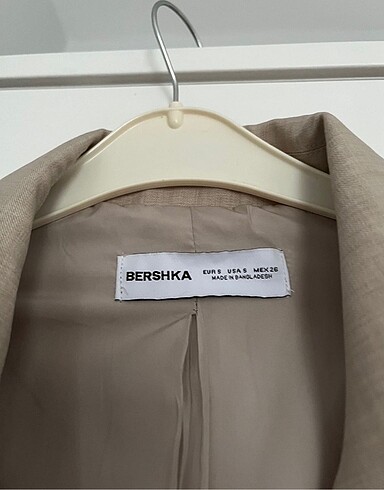 s Beden ten rengi Renk BERSHKA bej blazer