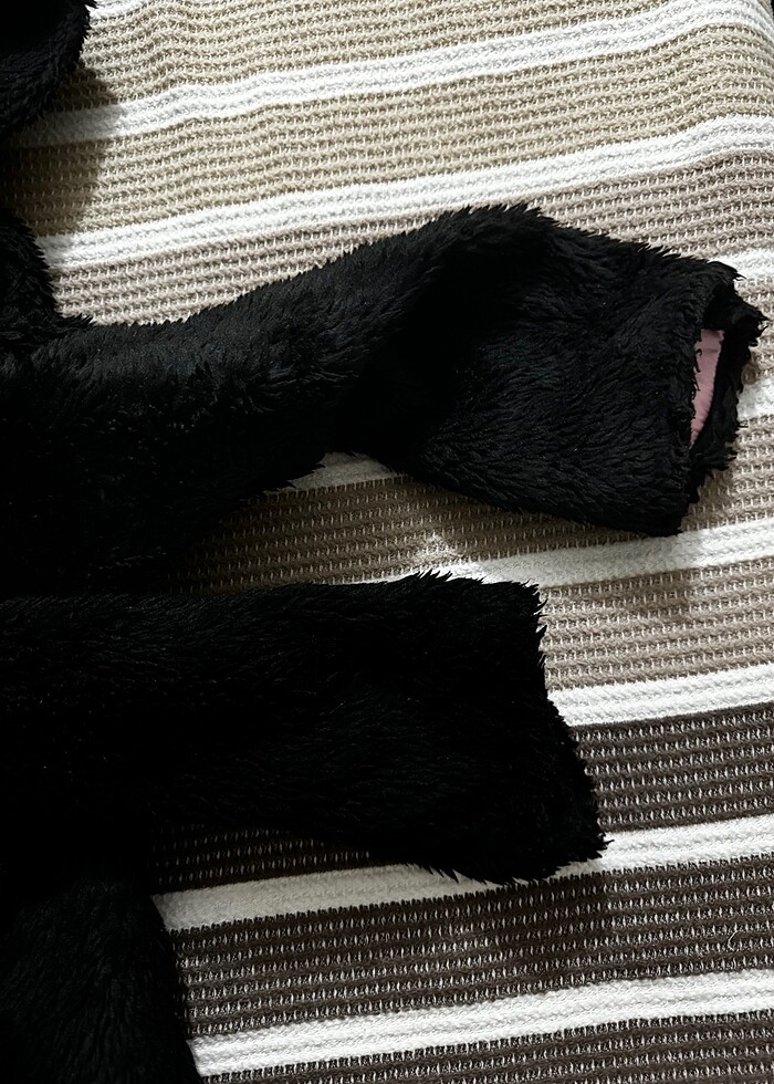 SİYAH KÜRK KABAN - Görsel 4