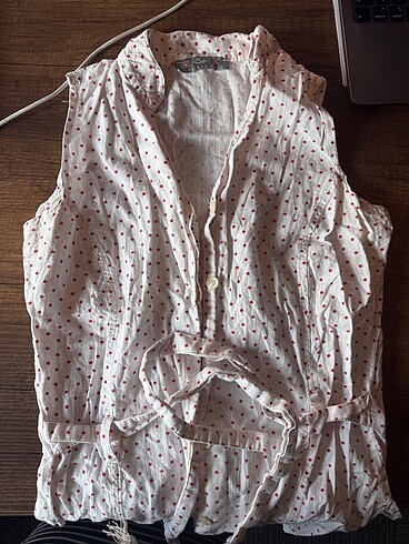 Kalın askılı puantiyeli bluz - Görsel 6