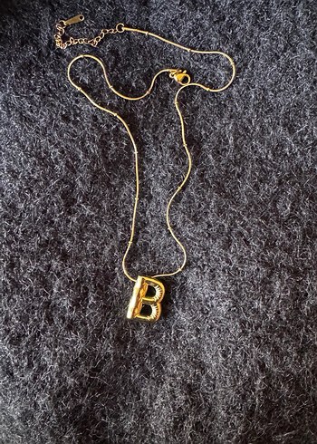 Zincir Detaylı Uzun Altın Kadın Kolye - Görsel 4