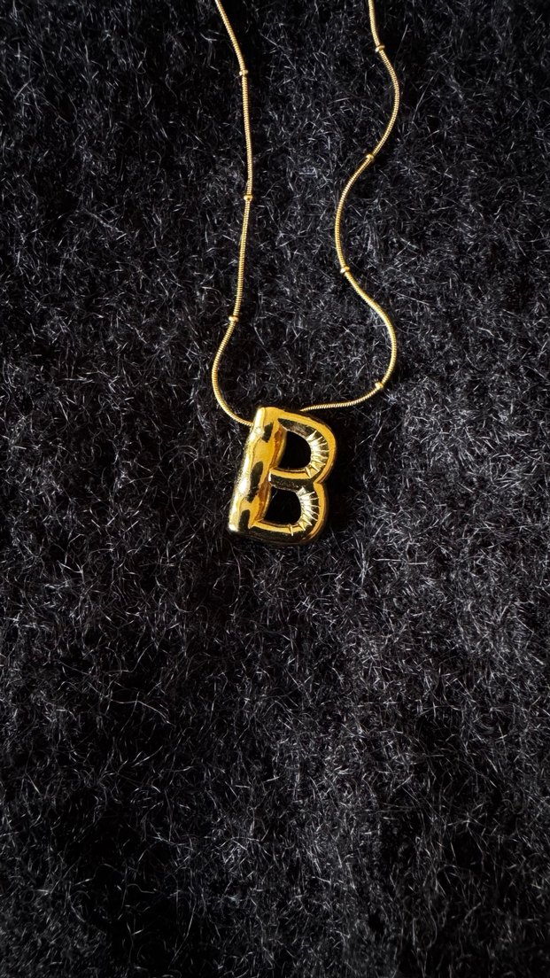 Zincir Detaylı Uzun Altın Kadın Kolye - Görsel 3