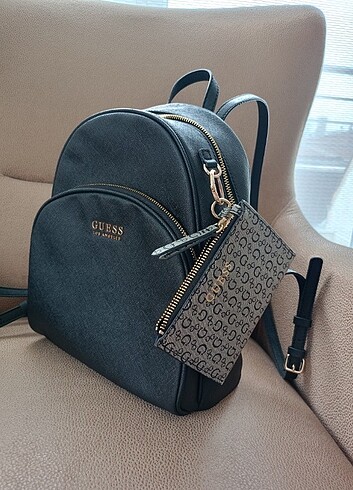 Guess Orjinal Guess sırt cantası