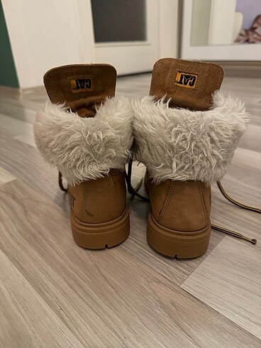 32 Beden camel Renk Orjinal Cat Çocuk Bot