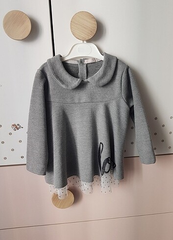 Alt kısmı tül detaylı çocuk bluz