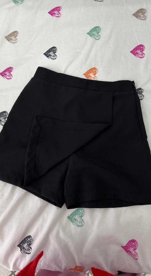 Düğmeli Siyah Mini Şort etek - Görsel 3