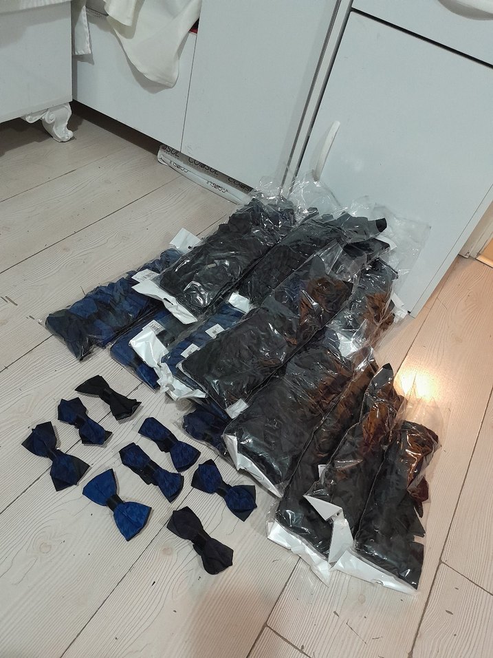 Sifir paketli,200-250 adet, kaz ayagi desenli papyon kravatlar - Görsel 3