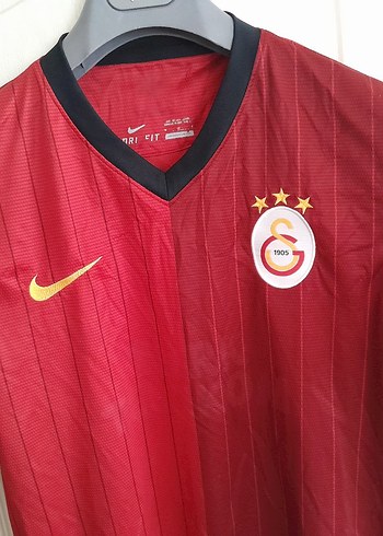 Ikinci el, GS-Galatasaray, M-L, uc yildizli, 17 Burak forma - Görsel 2