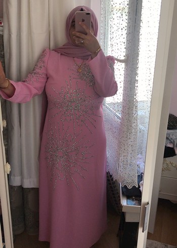 Pembe Payetli Uzun Kollu Tesettür Abiye