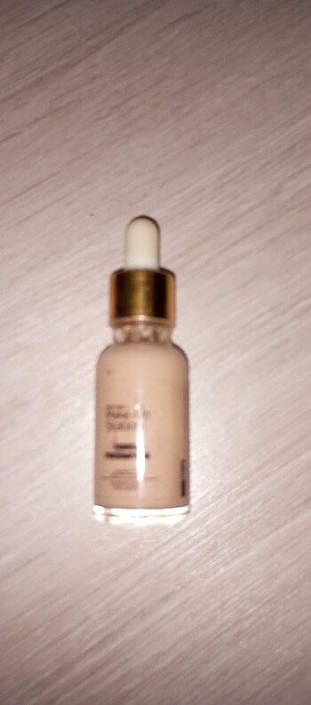 Serum fondöten 