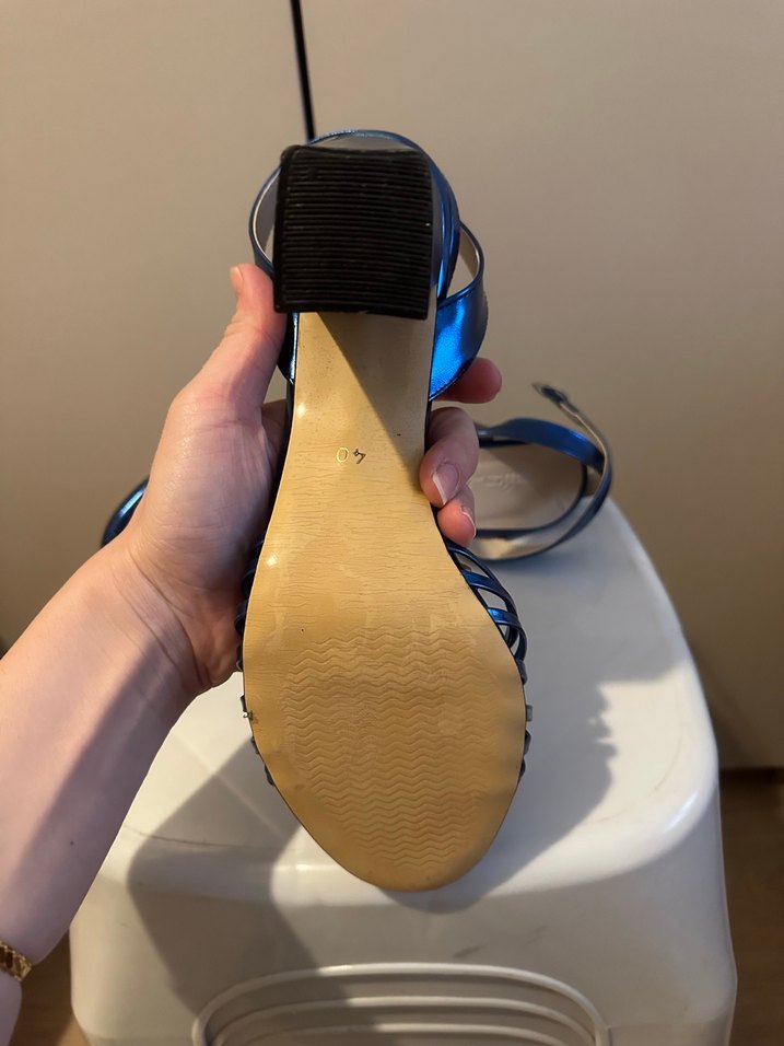 Parlak Mavi Tokalı kalın Topuklu Kadın Ayakkabı - Görsel 3