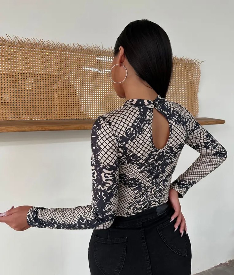 Dantel ve Yılan Desenli Siyah beyaz Dar Kesim Bluz - Görsel 2
