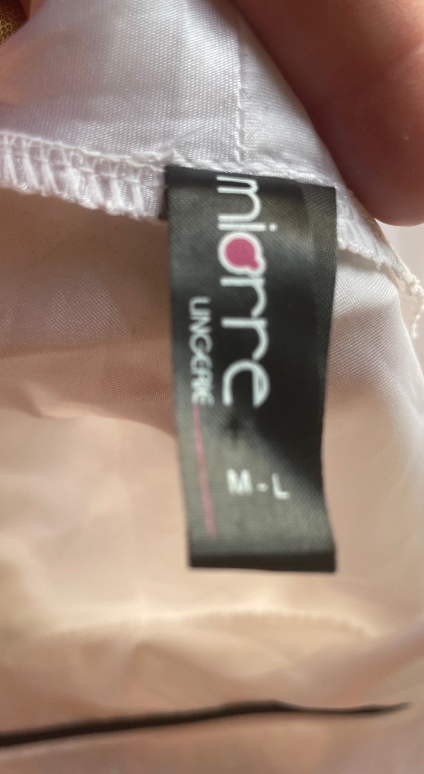 Beyaz kadın saten gecelik - Görsel 4