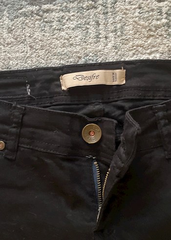 Düğmeli fermuarlı Siyah Kadın Kot Pantolon - Görsel 2