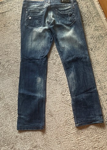 Düğmeli Mavi Batik Desenli Kadın Jean - Görsel 3