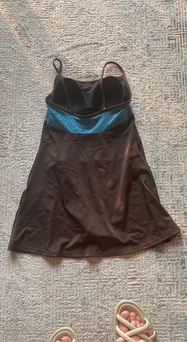 Turkuaz kahverengi üstü desenli askılı mayo - Görsel 3