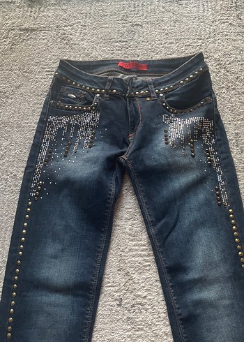 Nakışlı ve Payetli Mavi Kadın Kot Pantolon - Görsel 2