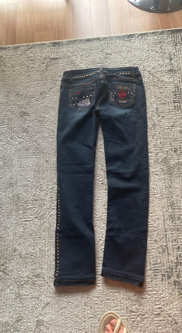 Nakışlı ve Payetli Mavi Kadın Kot Pantolon - Görsel 4